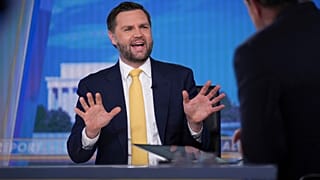 نائب الرئيس  الأمريكي جي دي فانس على قناة فوكس نيوز، من مكتب فوكس نيوز في واشنطن، يوم الإثنين، 23 يونيو 2025. 