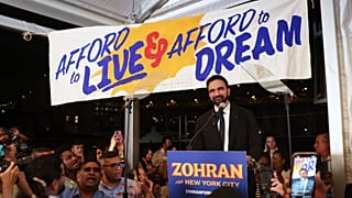 Der Lokalpolitiker Zohran Mamdani sorgte bei der Bürgermeister-Vorwahl von New York für eine Sensation