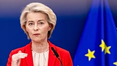 Ursula von der Leyen Macaristan'a Onur Yürüyüşü'ne yönelik yasağın kaldırılması çağrısında bulundu.