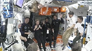 Поляк Славош Узнански-Висневский, Пегги Уитсон из Axiom Space, Шубханшу Шукла из Индии и Тибор Капу из Венгрии на борту МКС, 26 июня 2025 г.