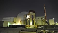 Archív fotó: a bushehri atomerőmű reaktorépülete