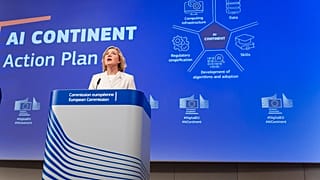 La Comisaria de Tecnología de la UE, Henna Virkkunen, durante la presentación del Plan de Acción Continente IA. 