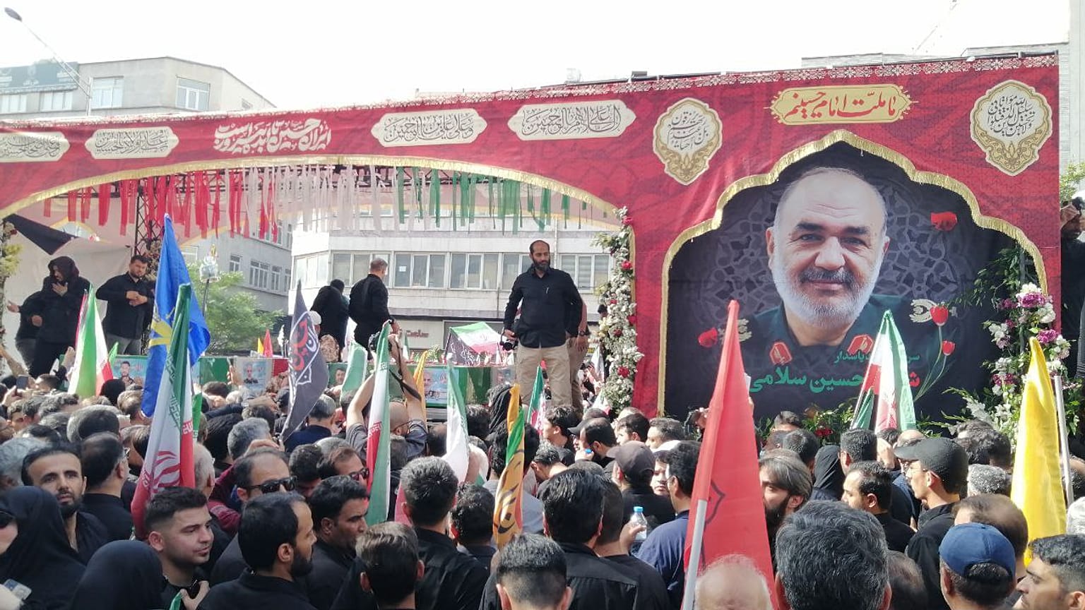 مراسم تشييع القادة العسكريين في طهران