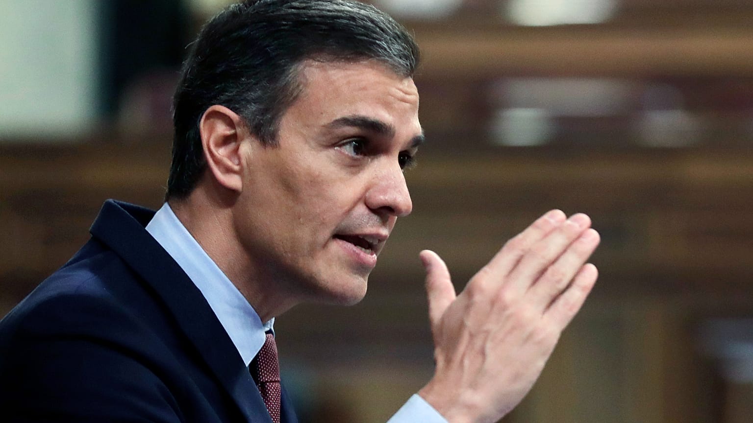 El presidente español, Pedro Sánchez, habla durante una sesión parlamentaria en Madrid, España, el 21 de octubre de 2020.