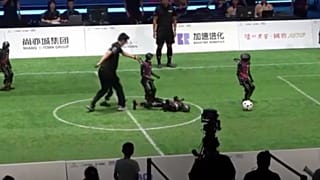 Çin'de AI robot futbol turnuvası