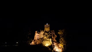 Il Castello di Bran in Romania, un tempo residenza del principe Vlad l'Impalatore, che ha ispirato la leggenda di Dracula