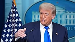 Donald Trump sajtótájékoztatót tart a Fehér Házban