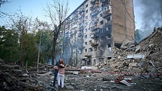 Последствия комбинированной воздушной атаки России с использованием ракет и беспилотников, Киев, 17 июня 2025 года.
