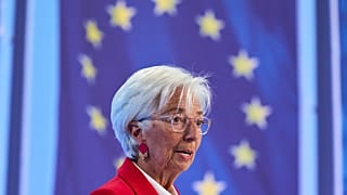 Christine Lagarde, présidente de la Banque centrale européenne, participe à une conférence de presse à Francfort,