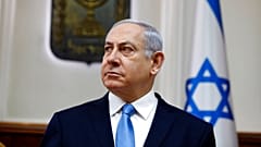 رئيس الوزراء الإسرائيلي بنيامين نتنياهو خلال اجتماع الحكومة الأسبوعي في مكتبه بالقدس، 10 آذار/ مارس 2019.