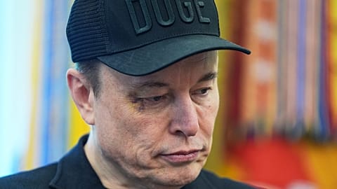 Elon Musk uczestniczy w konferencji prasowej z prezydentem Donaldem Trumpem w Gabinecie Owalnym Białego Domu w piątek 30 maja 2025 r. w Waszyngtonie.