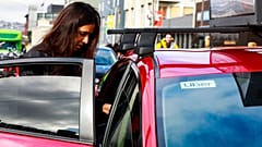 Exklusive weibliche Funktionen werden vorerst nur in Lissabon verfügbar sein
