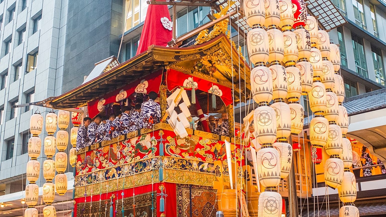 Το Gion Matsuri είναι μια εμπειρία που πολλοί επισκέπτες της ιαπωνικής πόλης επιθυμούν να ζήσουν.