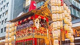 Το Gion Matsuri είναι μια εμπειρία που πολλοί επισκέπτες της ιαπωνικής πόλης επιθυμούν να ζήσουν.