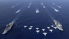 Çin uçak gemileri Liaoning ve Shandong, Güney Çin Denizi'nde ikili uçak gemisi formasyonu tatbikatı gerçekleştirirken, Ekim 2024