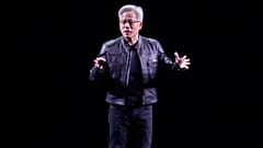 Jensen Huang, CEO de NVIDIA, pronuncia su discurso de apertura el miércoles 11 de junio de 2025 en la feria Vivatech de París.