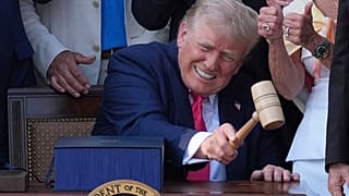 الرئيس الأمريكي دونالد ترامب