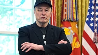 Elon Musk, 30 Mayıs 2025 Cuma günü Washington'da Beyaz Saray Oval Ofis'te Başkan Donald Trump ile birlikte basın toplantısına katıldı
