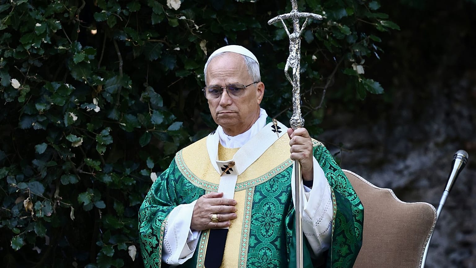 O Papa Leão XIV dirige a Missa do Cuidado da Criação, em Castel Gandolfo, Itália, quarta-feira, 9 de julho de 2025.
