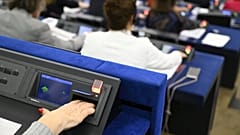 Les députés européens voteront jeudi à midi la motion de censure contre la Commission européenne