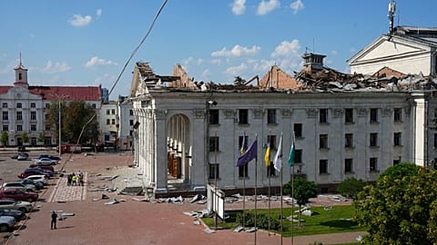 A Tarasz Sevcsenko Regionális Zenei és Színművészeti Akadémia az ukrajnai Csernyihivben, amelyet megrongált egy orosz támadás 2023. augusztus 19-én. 