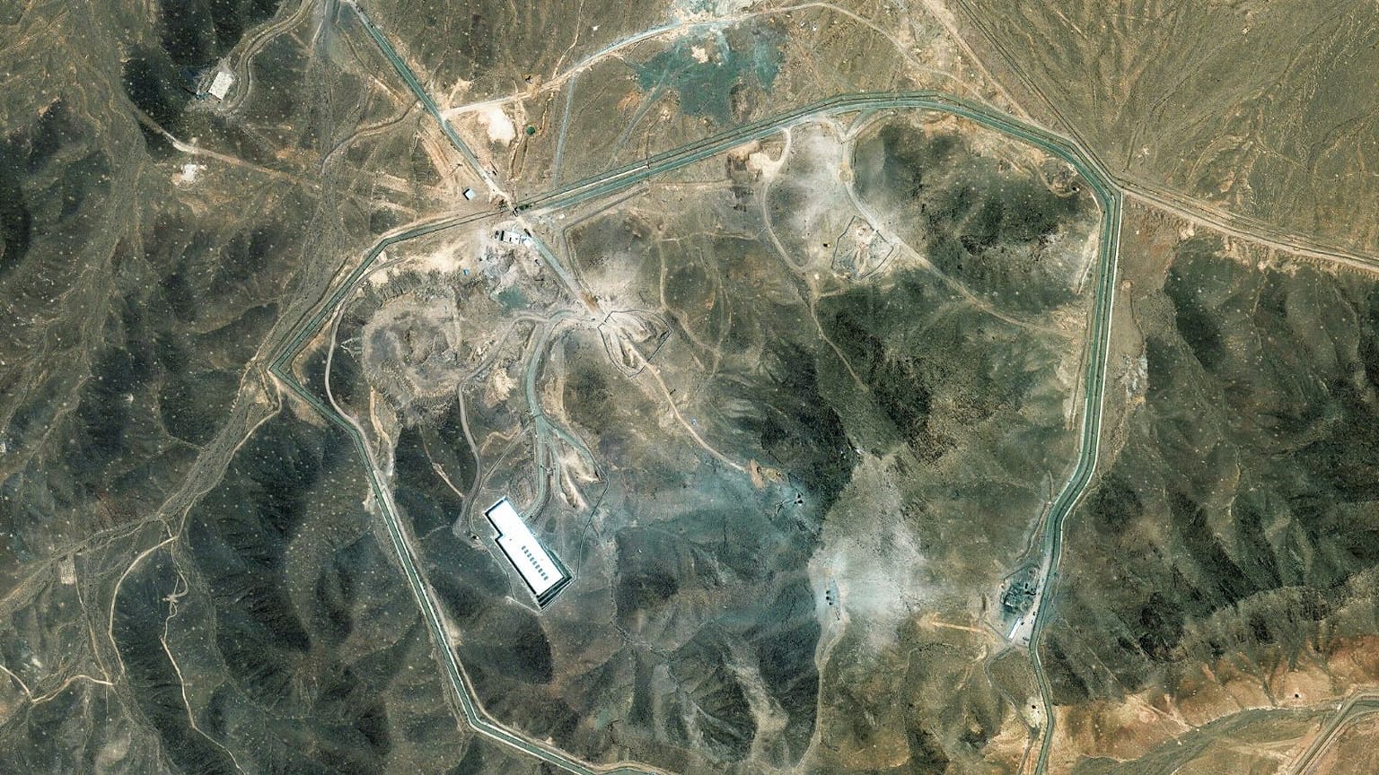 تأسیسات هسته‌ای فردو پس از حمله آمریکا
