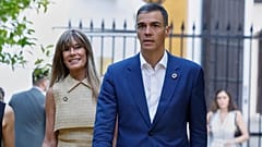 Pedro Sánchez con Begoña Gómez el pasado 30 de junio de 2025 en el encuentro de la ONU organizado en Sevilla, Andalucía.