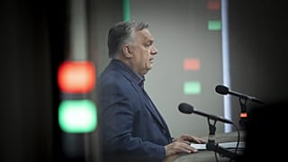 Orbán Viktor kormányfő interjút ad a Kossuth rádiónak