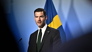 ARQUIVO: Johan Forssell, da Suécia, fala durante uma conferência de imprensa relacionada com a reunião informal dos ministros do Comércio da UE, nos arredores de Estocolmo, 10 de março de 2023