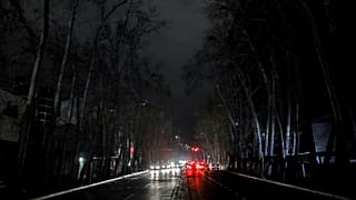 شروع دوباره خاموشی‌ها بعد از جنگ ۱۲ روزه؛ نسخه پنل‌های خورشیدی چقدر جوابگو است؟