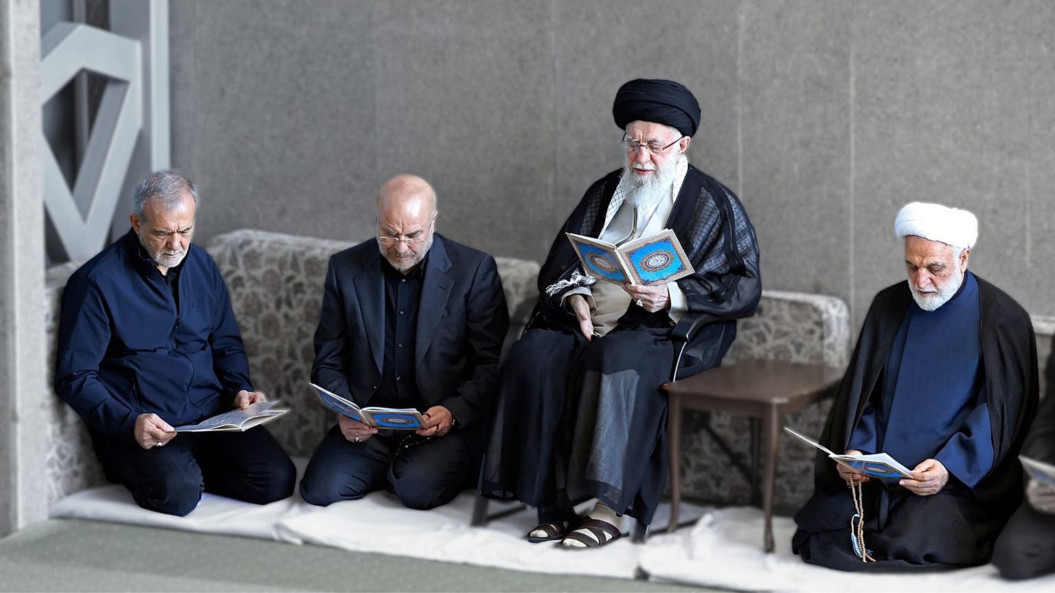 Maszud Peszeskján, Mohammad Bagher Ghalibaf, Ali Hamenei és Gholam Hosszein Mohseni Ezhei