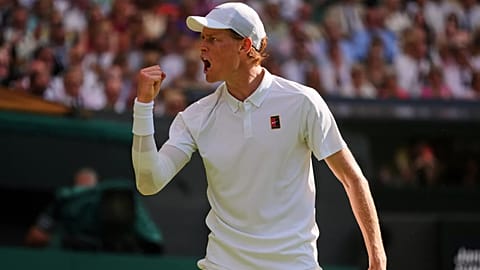 El español Carlos Alcaraz en la final individual masculina del Campeonato de Tenis de Wimbledon en Londres, el domingo 13 de julio de 2025. 
