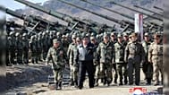 Kim elnök a vezérkar társaságában