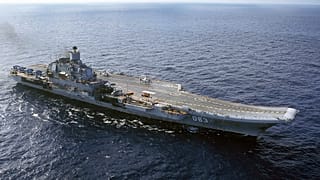 Die "Admiral Kusnezow", der einzige russische Flugzeugträger soll nicht mehr weiter in Stand gehalten werden.