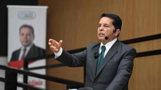 Ahmet Özer