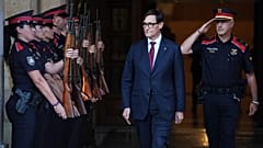 Salvador Illa, presidente de la Generalitat saliendo de la sede en una foto de archivo de 2024.
