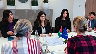 Palesztin delegáció tárgyalása az EU külügyi főképviselőjével, Kaja Kallasszal