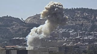 مشاهد القصف على العاصمة السورية دمشق