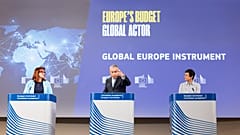 Για την περίοδο 2028-2034 θα διατεθούν 200 δισ. ευρώ για την εξωτερική δράση της ΕΕ.