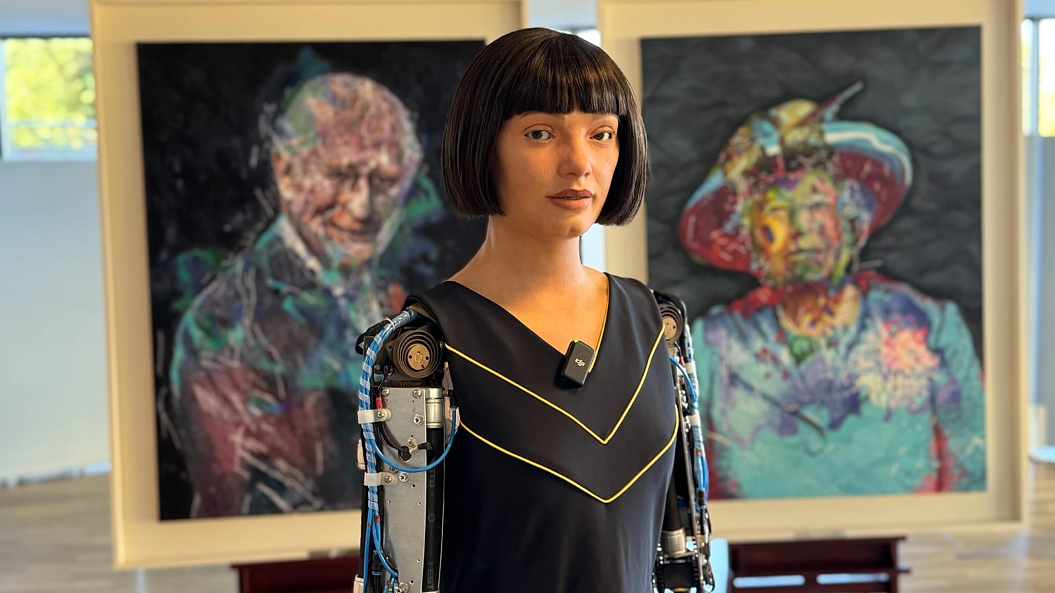 Leleplezték a világ első robotportréját III. Károly királyról