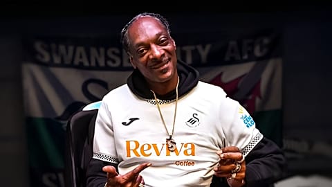 From the D 2 to the Premier League? Snoop Dogg is now a co-owner of Swansea City football club