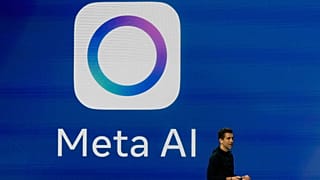 Ο Chris Cox, Chief Product Officer της Meta, μιλάει στο LlamaCon 2025, ένα συνέδριο για προγραμματιστές τεχνητής νοημοσύνης.