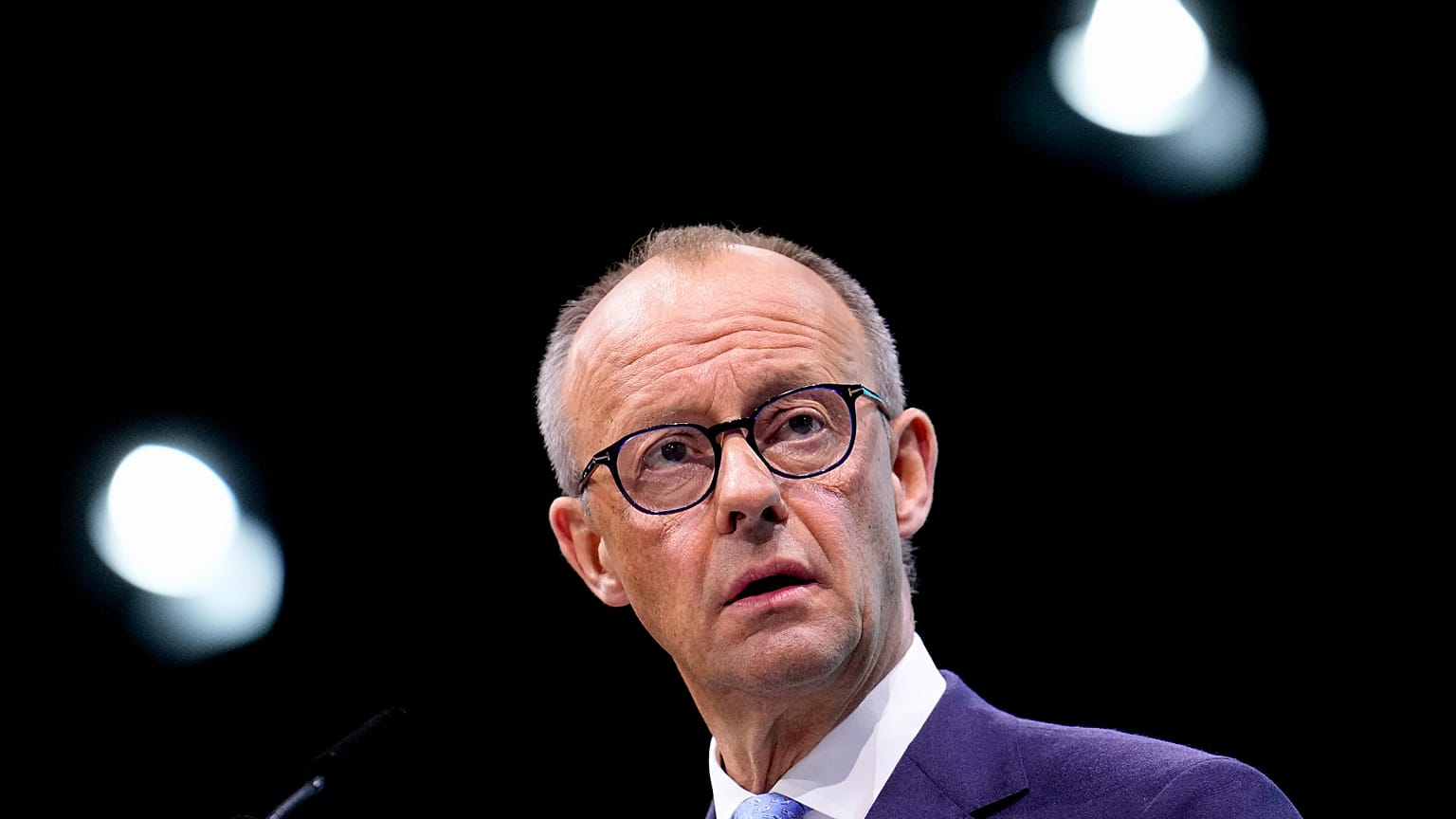 Le chef du parti chrétien-démocrate Friedrich Metz s'exprime lors d'une convention du parti CDU à Berlin, Allemagne, le lundi 6 mai 2024.