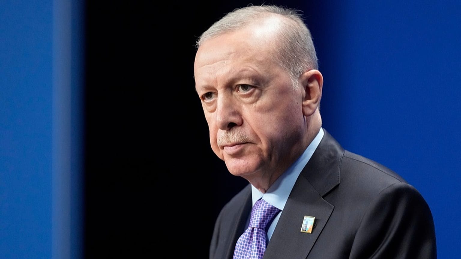 الرئيس التركي رجب طيب إردوغان خلال مؤتمر صحافي في لاهاي، هولندا، الأربعاء 25 حزيران/ يونيو 2025.