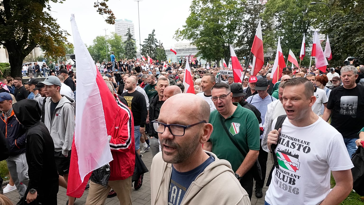 Διαδηλώσεις κατά των μεταναστών σε περισσότερες από 80 πόλεις