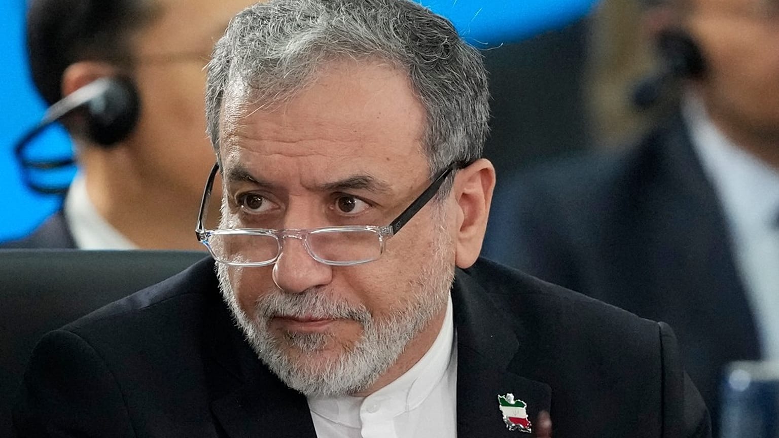  وزير الخارجية الإيراني عباس عراقجي يحضر القمة السنوية السابعة عشرة لمجموعة البريكس في ريو دي جانيرو، البرازيل، يوم الاثنين 7 يوليو/تموز 2025.  