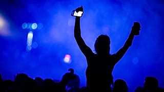 Διασκεδάστε κατά τη διάρκεια ενός σετ DJ