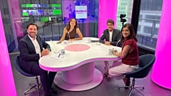 Amaia Echevarría en el plató con Sebastián Rodríguez, María Tadeo y Emilio Ordiz