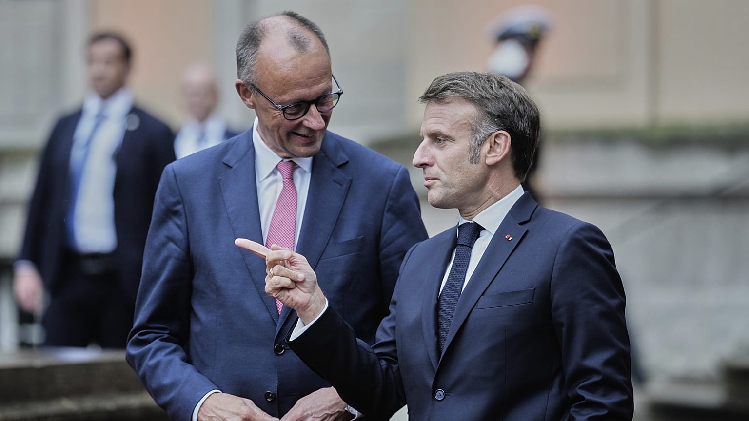 Bundeskanzler Friedrich Merz und der französische Präsident Emmanuel Macron in Berlin