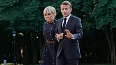 Emmanuel Macron und seine Frau Brigitte kommen am 24. Juni 2025 vor einem offiziellen Abendessen im Palais Huis ten Bosch in den Niederlanden an.